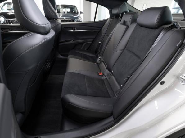 Toyota Camry IX (XV80) China Market с пробегом 2026 года, цена 4 400 000 рублей, 23 км, седан, Автокод Объявления