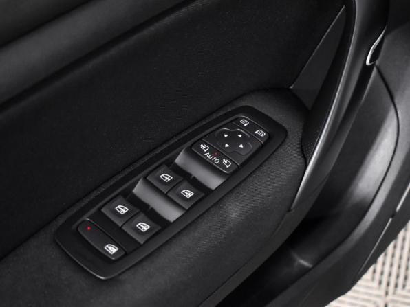 Renault Megane IV с пробегом 2016 года, цена 1 147 900 рублей, 164806 км, универсал, Автокод Объявления