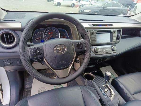 Toyota RAV4 IV (XA40) с пробегом 2014 года, цена 1 879 995 рублей, 174100 км, внедорожник, Автокод Объявления