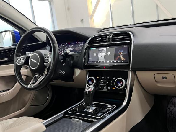 Jaguar XE I Рестайлинг с пробегом 2019 года, цена 2 499 000 рублей, 130000 км, седан, Автокод Объявления