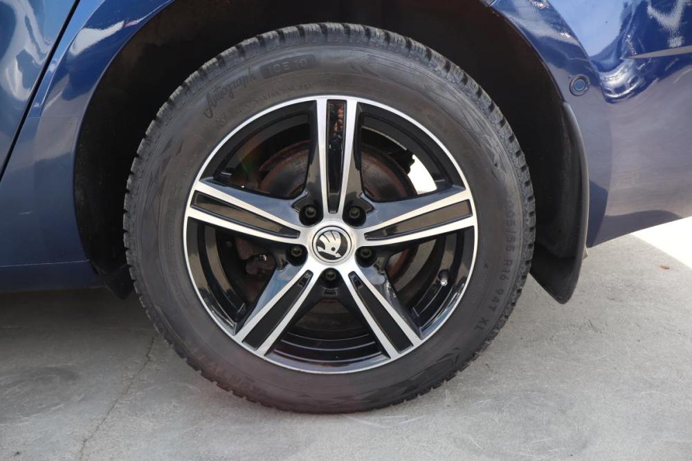Skoda Octavia III (A7) Рестайлинг Санкт-Петербург  - изображение 16