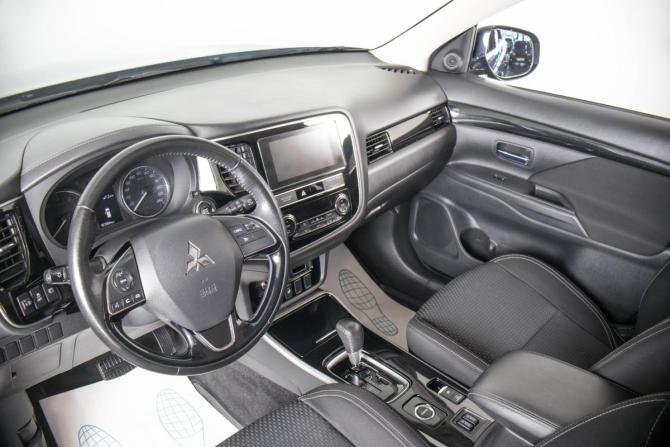 Mitsubishi Outlander III Рестайлинг 3 с пробегом 2019 года, цена 1 999 000 рублей, 161477 км, внедорожник, Автокод Объявления
