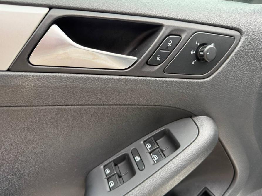 Volkswagen Jetta VI Санкт-Петербург  - изображение 10