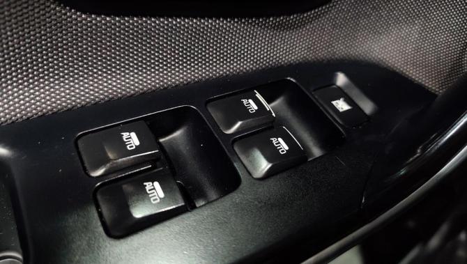 Kia Ceed II с пробегом 2012 года, цена 820 000 рублей, 202445 км, универсал, Автокод Объявления
