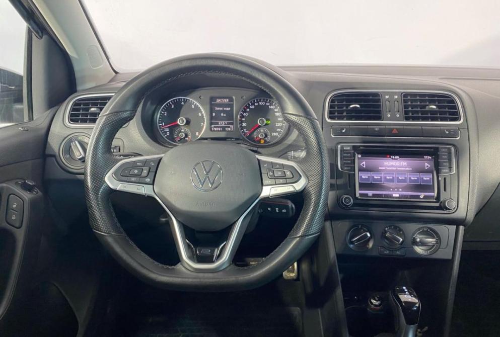 Volkswagen Polo V Саранск  - изображение 21
