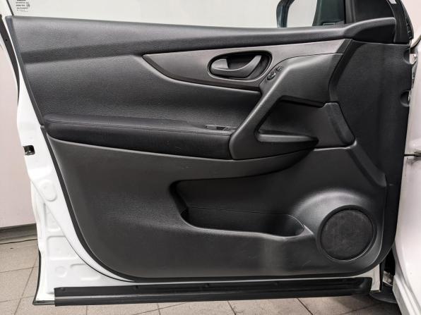 Nissan Qashqai II с пробегом 2016 года, цена 1 430 000 рублей, 144364 км, внедорожник, Автокод Объявления