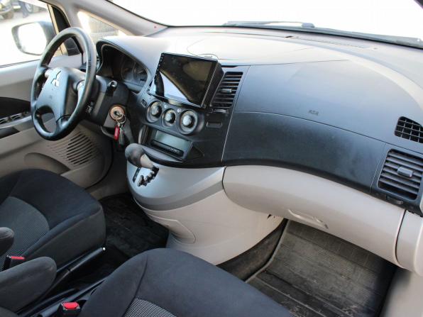Mitsubishi Grandis I с пробегом 2008 года, цена 729 000 рублей, 298723 км, минивэн, Автокод Объявления