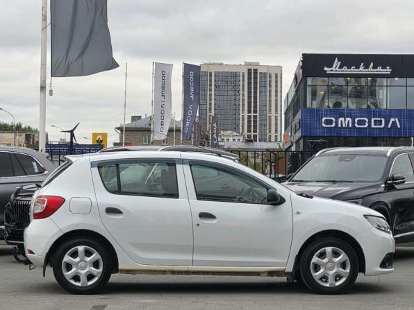 Renault Sandero II с пробегом 2017 года, цена 609 000 рублей, 157349 км, хэтчбек, Автокод Объявления
