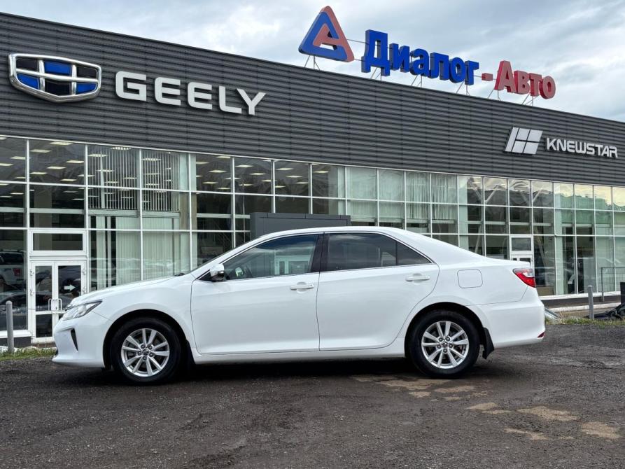 Toyota Camry VII (XV50) Рестайлинг Набережные Челны  - изображение 2