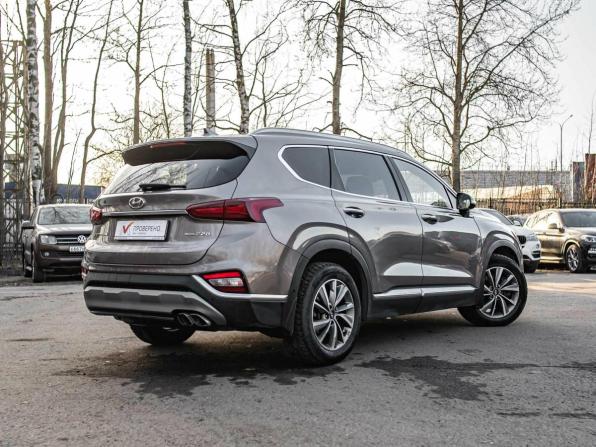 Hyundai Santa Fe IV с пробегом 2019 года, цена 2 479 000 рублей, 238838 км, внедорожник, Автокод Объявления