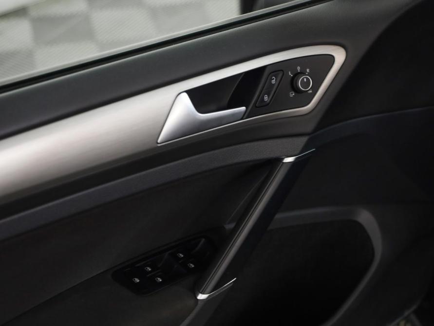 Volkswagen Golf VII Санкт-Петербург  - изображение 18