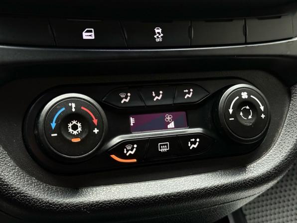 Lada (ВАЗ) Vesta I с пробегом 2020 года, цена 949 000 рублей, 121639 км, седан, Автокод Объявления