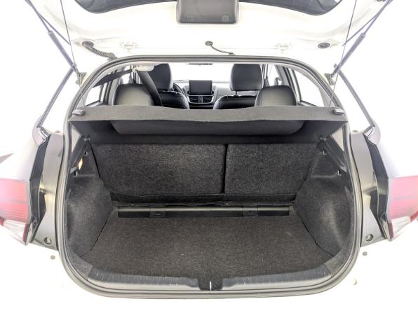Toyota Yaris XP150 Рестайлинг с пробегом 2021 года, цена 1 750 000 рублей, 25773 км, хэтчбек, Автокод Объявления