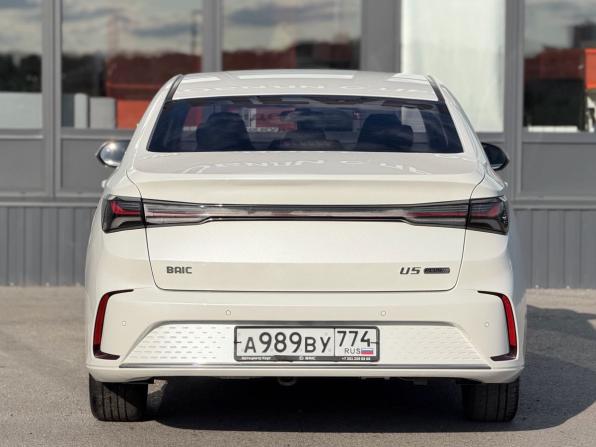 BAIC U5 Plus с пробегом 2023 года, цена 1 090 000 рублей, 46100 км, седан, Автокод Объявления