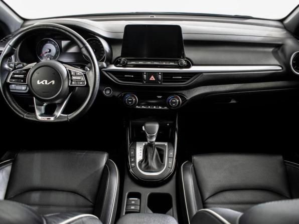 Kia Cerato IV Рестайлинг с пробегом 2022 года, цена 2 500 000 рублей, 57382 км, седан, Автокод Объявления