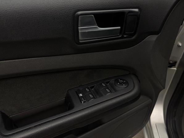 Ford Focus II с пробегом 2005 года, цена 499 000 рублей, 259954 км, седан, Автокод Объявления