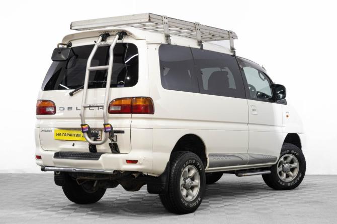 Mitsubishi Delica IV с пробегом 2002 года, цена 1 519 000 рублей, 290000 км, минивэн, Автокод Объявления