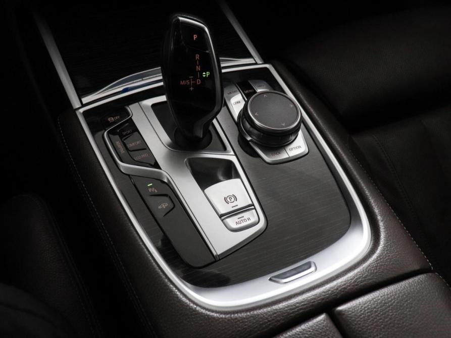 BMW 7 серии VI (G11/G12) Химки  - изображение 16