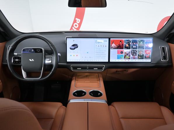 Li Auto (Lixiang) L7 I Рестайлинг с пробегом 2024 года, цена 6 735 000 рублей, 39100 км, внедорожник, Автокод Объявления