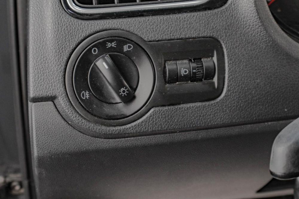 Volkswagen Polo V Рестайлинг Челябинск  - изображение 18