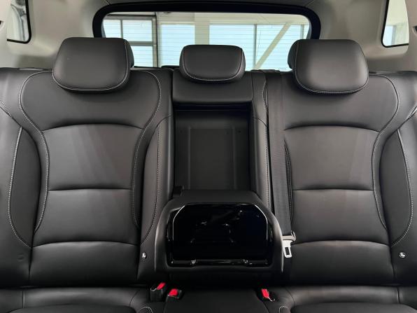 Geely Atlas Pro с пробегом 2022 года, цена 1 900 000 рублей, 45850 км, внедорожник, Автокод Объявления