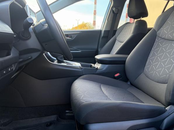 Toyota RAV4 V (XA50) с пробегом 2021 года, цена 4 100 000 рублей, 30298 км, внедорожник, Автокод Объявления