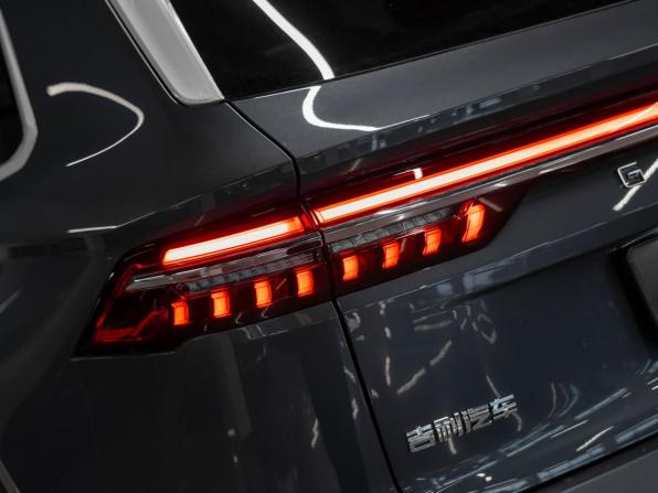 Geely Monjaro I Рестайлинг 2 с пробегом 2025 года, цена 4 200 000 рублей, 22 км, внедорожник, Автокод Объявления