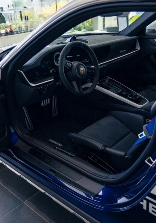 Новый Porsche 911 VIII (992) 2024 года, цена 55 566 800 рублей, купе, Автокод Объявления