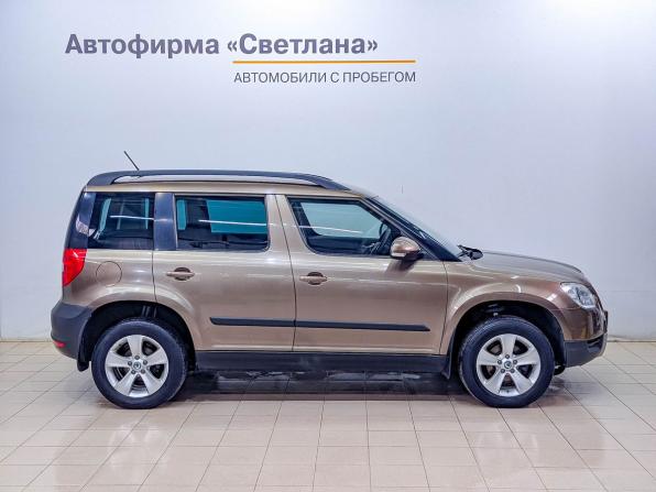 Skoda Yeti I с пробегом 2012 года, цена 799 000 рублей, 135072 км, внедорожник, Автокод Объявления