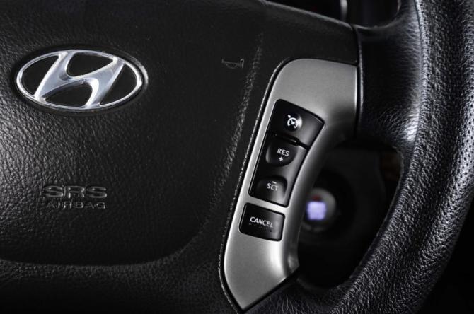 Hyundai Santa Fe II Рестайлинг с пробегом 2010 года, цена 1 349 000 рублей, 357486 км, внедорожник, Автокод Объявления