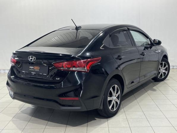 Hyundai Solaris II с пробегом 2017 года, цена 1 327 000 рублей, 73993 км, седан, Автокод Объявления