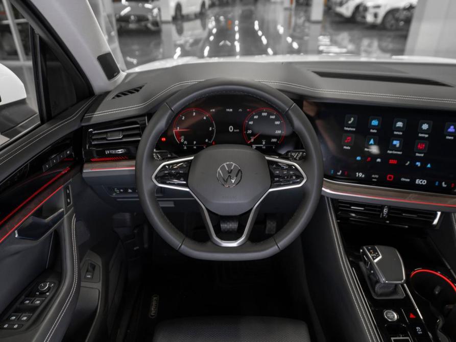 Volkswagen Touareg III Рестайлинг Москва  - изображение 11