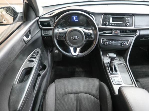 Kia Optima IV с пробегом 2017 года, цена 1 589 900 рублей, 171600 км, седан, Автокод Объявления