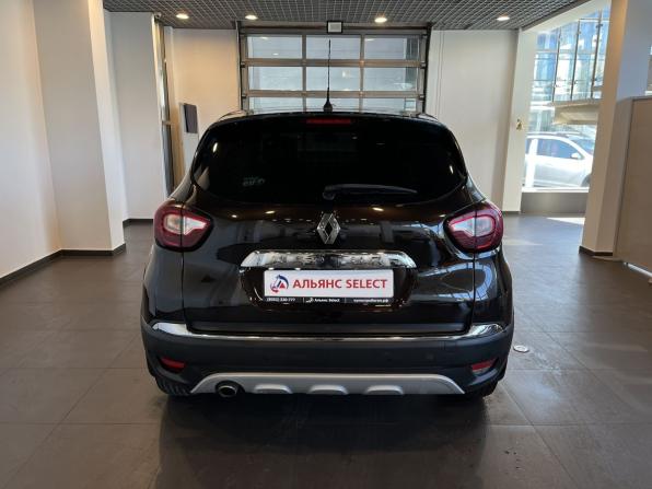 Renault Kaptur I с пробегом 2017 года, цена 1 250 000 рублей, 156020 км, внедорожник, Автокод Объявления