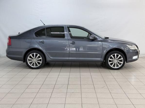 Skoda Octavia II (A5) Рестайлинг с пробегом 2011 года, цена 1 270 000 рублей, 149008 км, лифтбек, Автокод Объявления