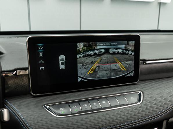 Haval Jolion I Рестайлинг с пробегом 2024 года, цена 1 690 000 рублей, 42131 км, внедорожник, Автокод Объявления