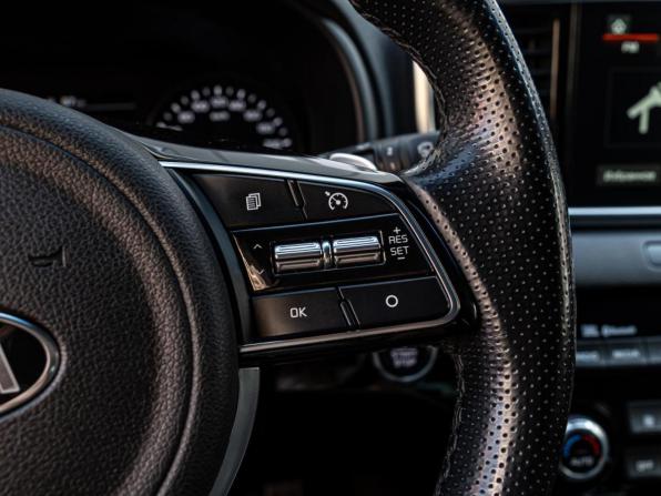 Kia Sportage IV Рестайлинг с пробегом 2019 года, цена 2 650 000 рублей, 96859 км, внедорожник, Автокод Объявления