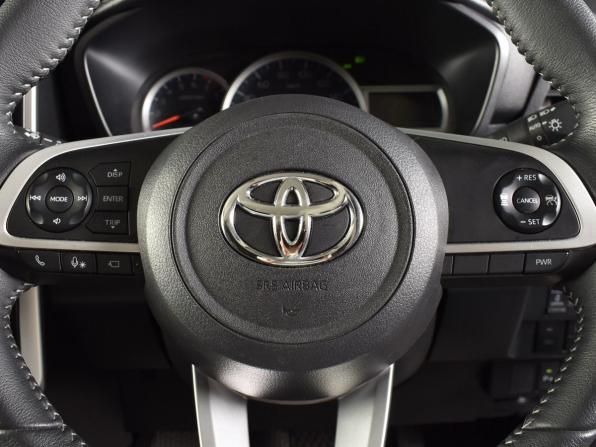 Toyota Roomy I Рестайлинг с пробегом 2022 года, цена 1 349 995 рублей, 47934 км, микровэн, Автокод Объявления