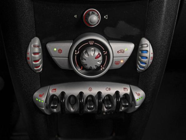 Mini Hatch II (R56) с пробегом 2010 года, цена 819 000 рублей, 299167 км, хэтчбек, Автокод Объявления