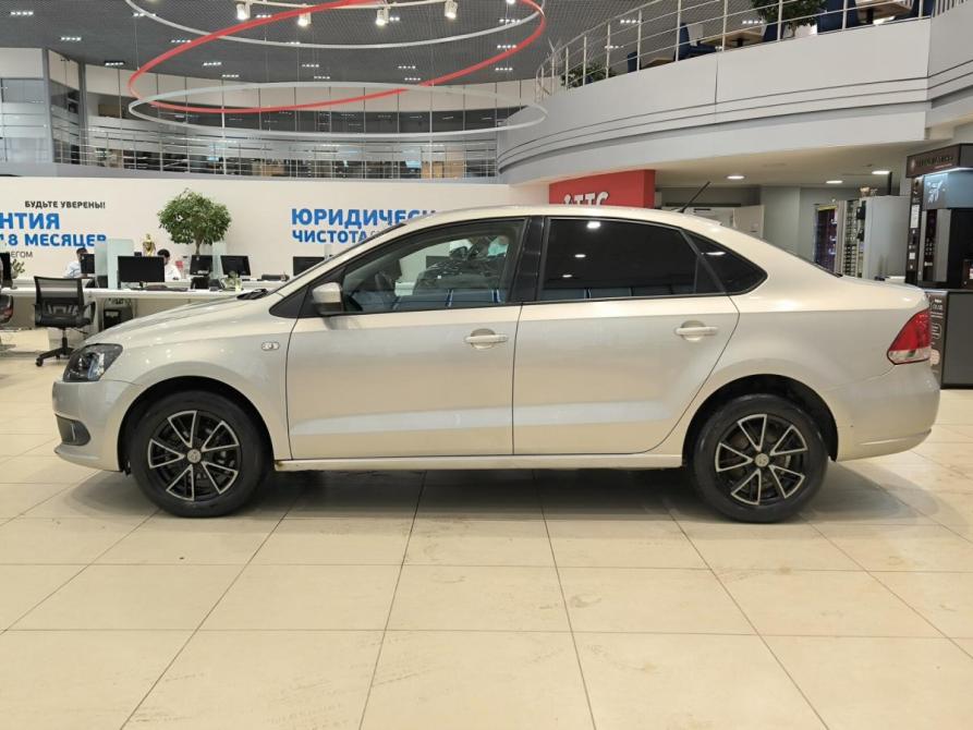 Volkswagen Polo V Казань  - изображение 10