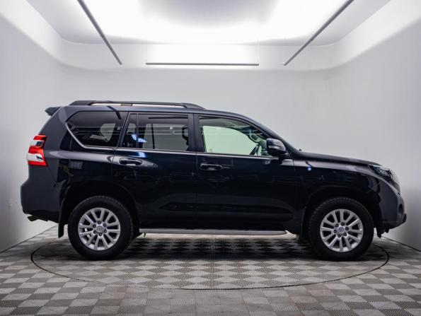 Toyota Land Cruiser Prado 150 Series Рестайлинг 1 с пробегом 2016 года, цена 3 270 000 рублей, 163692 км, внедорожник, Автокод Объявления