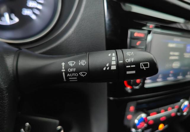 Nissan Qashqai II Рестайлинг с пробегом 2021 года, цена 1 895 000 рублей, 108787 км, внедорожник, Автокод Объявления