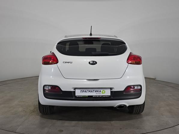 Kia Ceed II Рестайлинг с пробегом 2016 года, цена 1 059 000 рублей, 164930 км, хэтчбек, Автокод Объявления