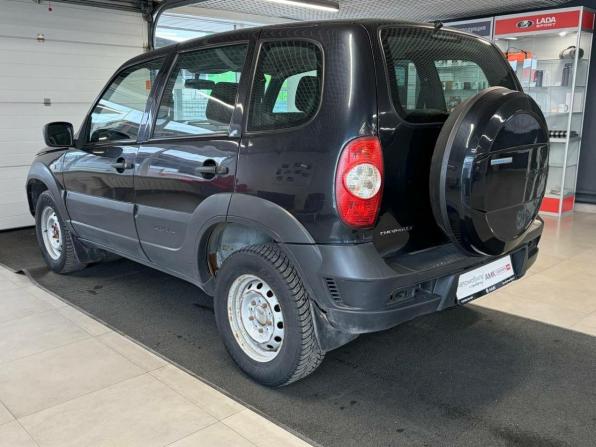 Chevrolet Niva I Рестайлинг с пробегом 2018 года, цена 457 100 рублей, 240000 км, внедорожник, Автокод Объявления