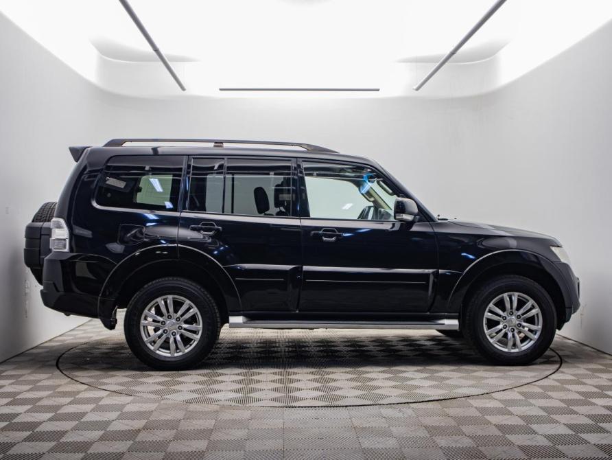 Mitsubishi Pajero IV Рестайлинг 1 Москва  - изображение 6