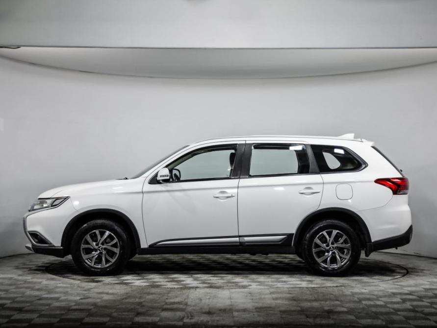 Mitsubishi Outlander III Рестайлинг 2 Санкт-Петербург  - изображение 8