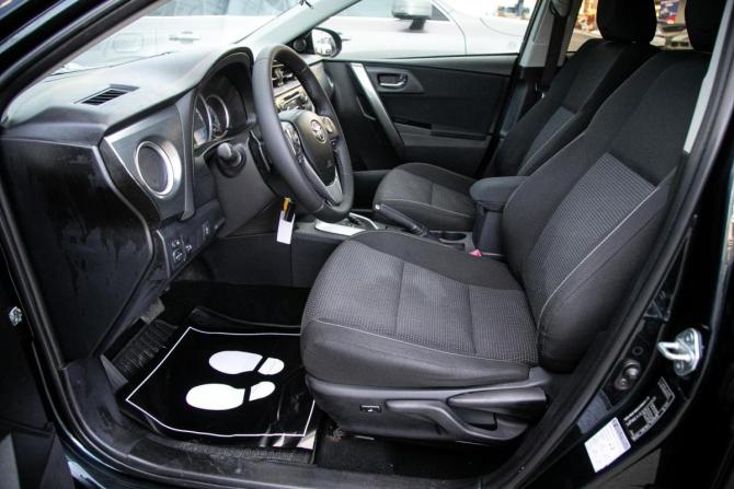 Toyota Auris II с пробегом 2013 года, цена 1 098 000 рублей, 211600 км, хэтчбек, Автокод Объявления