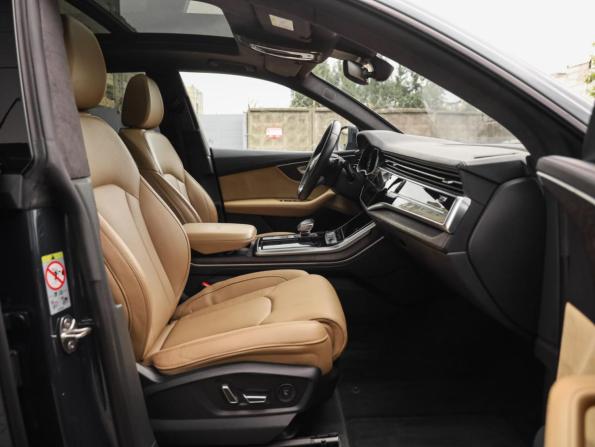 Audi Q8 I (4M) с пробегом 2019 года, цена 5 899 000 рублей, 108151 км, внедорожник, Автокод Объявления