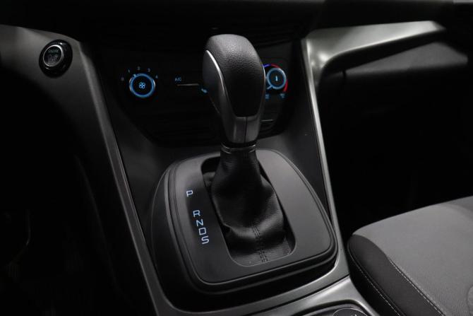 Ford Kuga II Рестайлинг с пробегом 2017 года, цена 1 681 000 рублей, 92315 км, внедорожник, Автокод Объявления