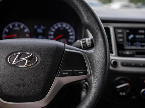 Hyundai Solaris II с пробегом 2019 года, цена 1 499 000 рублей, 64539 км, седан, Автокод Объявления
